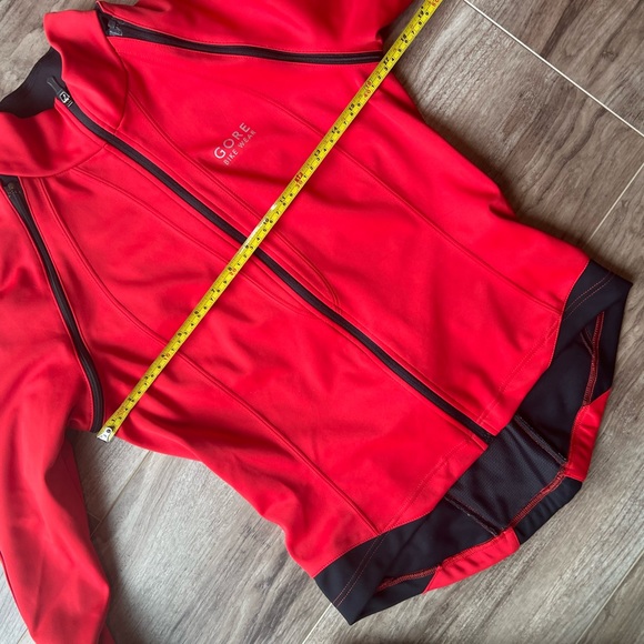 Gore convertible bike wear woman’s nwot top size small removable sleeves - Picture 14 of 16